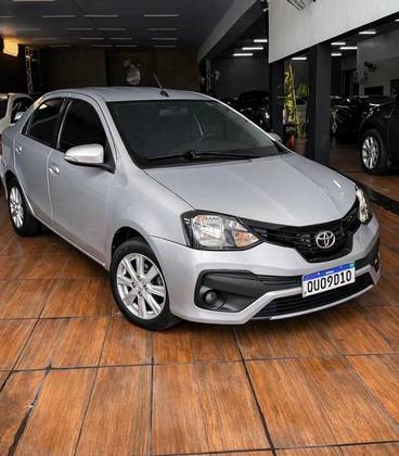 TOYOTA ETIOS 1.5 X PLUS SEDAN 16V FLEX 4P AUTOMÁTICO TOYOTA ETIOS 1.5 X PLUS SEDAN 16V FLEX 4P AUTOMÁTICO